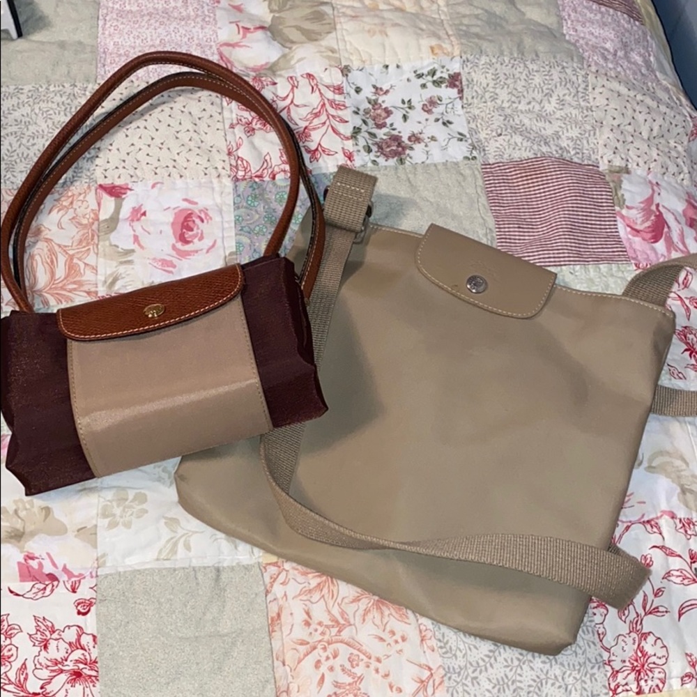 Lot of Longchamp bags.